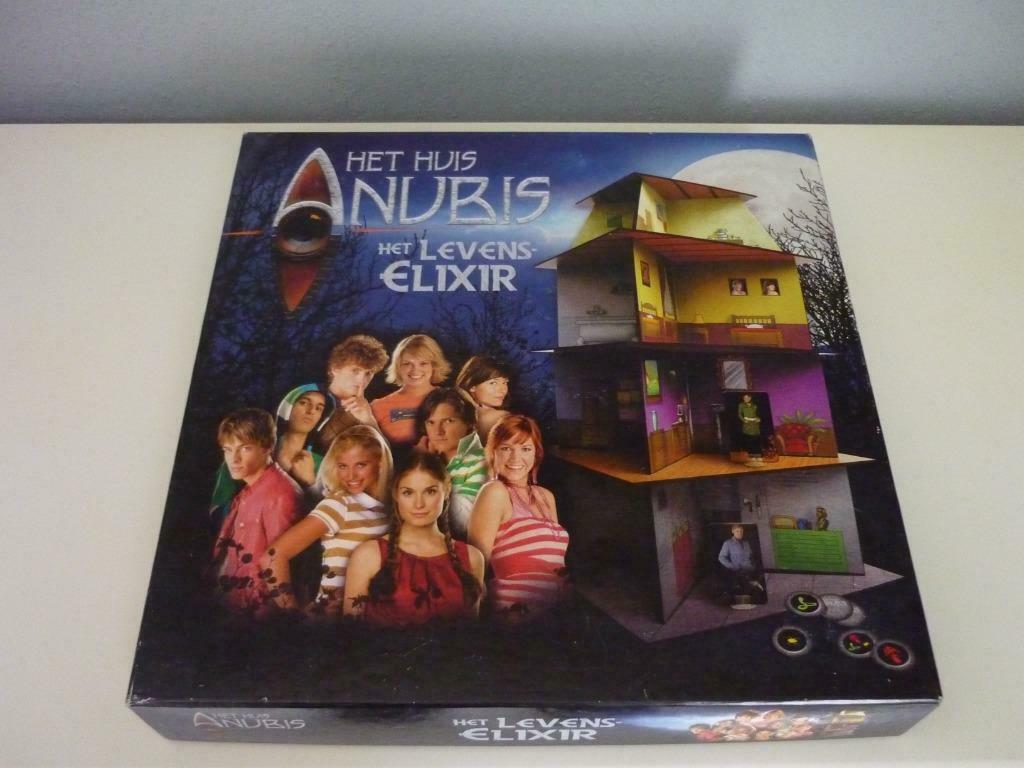 Gezelschapsspel Het huis Anubis het levenselixer, Hobby en Vrije tijd, Drie of vier spelers, Ophalen of Verzenden, Zo goed als nieuw