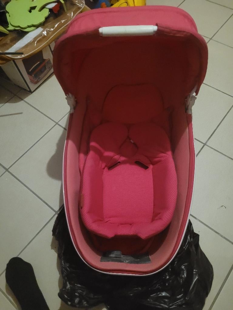 Poussette Quinny, Avec nacelle, Quinny, Enlèvement, Utilisé