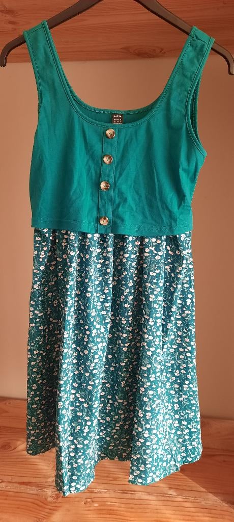 Nieuwe jurk Shein maat medium, Maat 38/40 (M), Nieuw, Ophalen of Verzenden, Groen