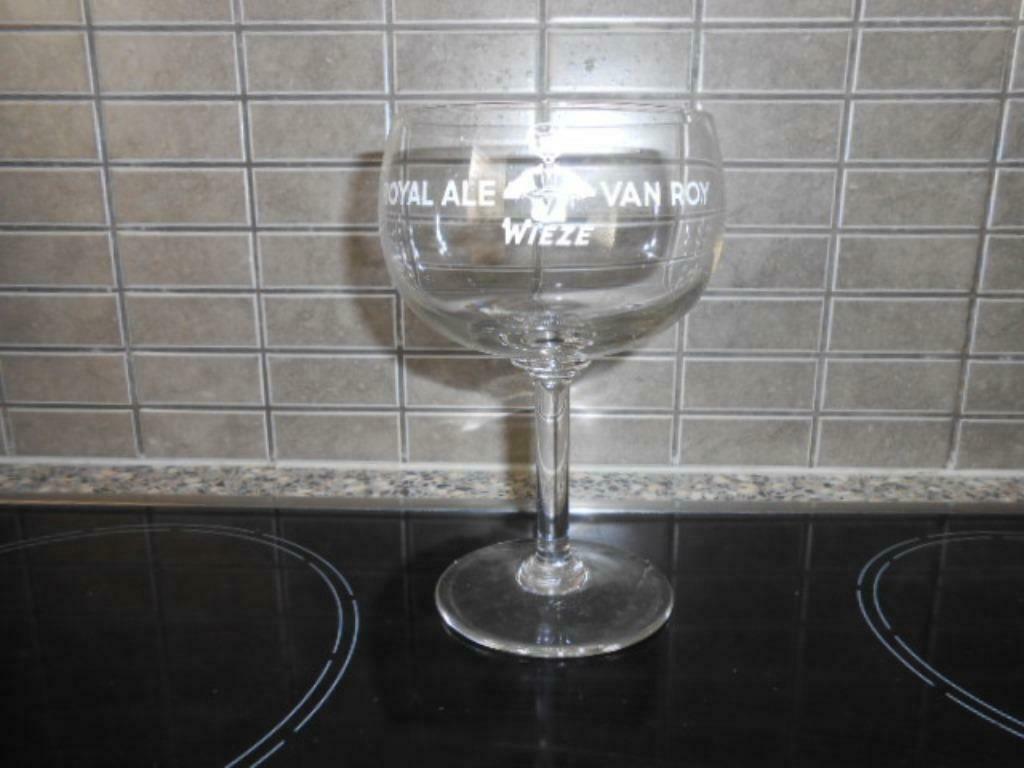Royal Ale Van Roy Wieze bierglas, Ophalen of Verzenden, Gebruikt, Glas of Glazen, Overige merken
