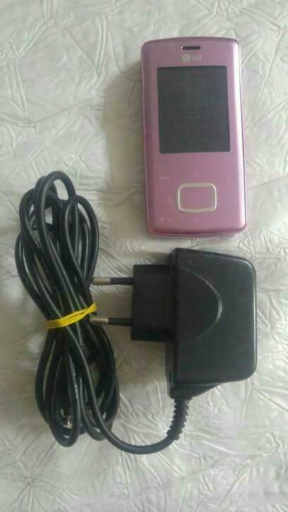 Lg kg800 Chocolate rose Korea batterie Japan, Enlèvement ou Envoi, Utilisé