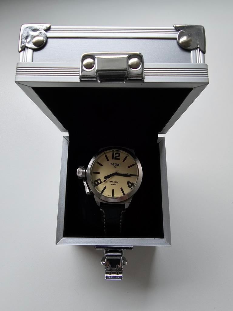U-Boat uurwerk B 45- 8, Ophalen of Verzenden, Zo goed als nieuw