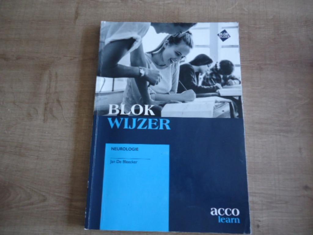 studieboeken 2de bach revalidatiewet en kine, Ophalen of Verzenden, Gelezen
