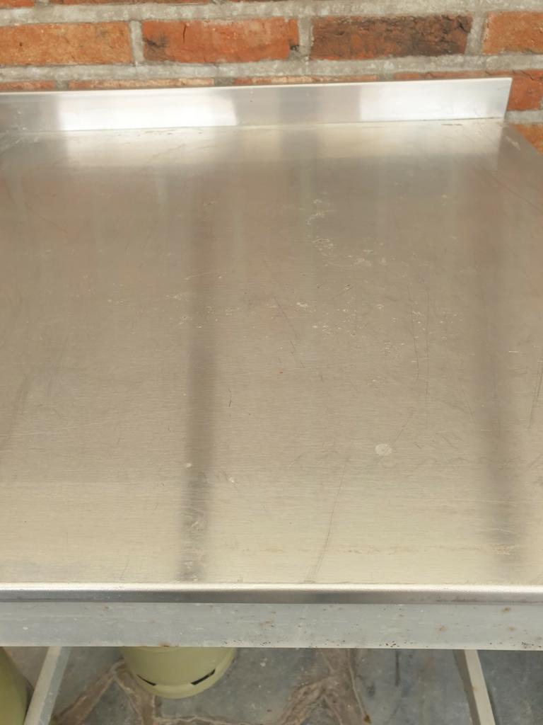 Table inox, Enlèvement, Utilisé