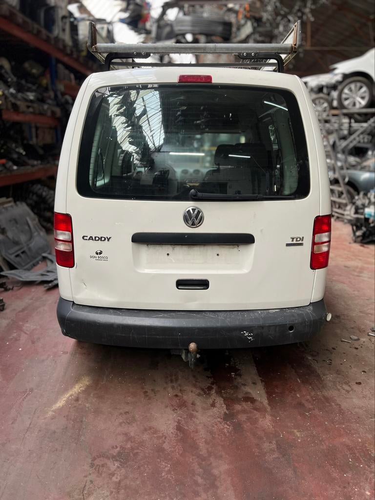 Volkswagen caddy 2013 pièces disponibles