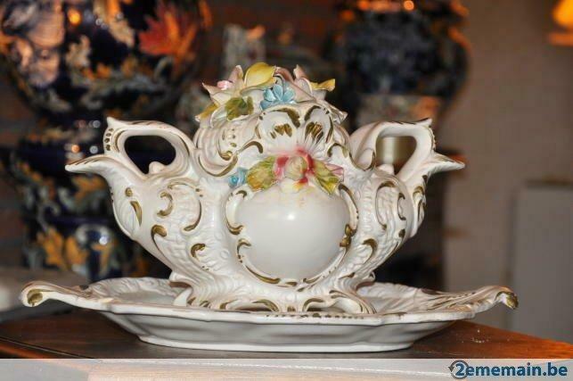 soupière decorative avec plat en faience, Ophalen of Verzenden