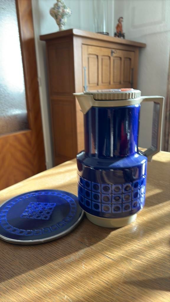 Vintage blauw, witte geëmailleerde koffiekan (thermos), Antiek en Kunst, Ophalen of Verzenden