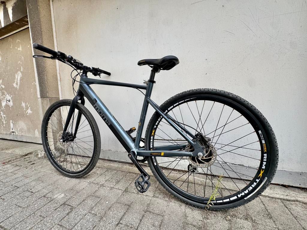 Velo VTC électrique Moma Decathlon comme neuf avec facture, Fietsen en Brommers, Ophalen, Zo goed als nieuw