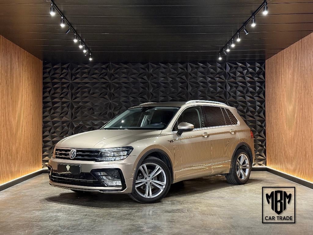 ✅ Vw Tiguan GARANTIE R-Line DSG Acc Camera Trekhaak Z.Verw, Stof, 4 cilinders, USB, 5 zetels