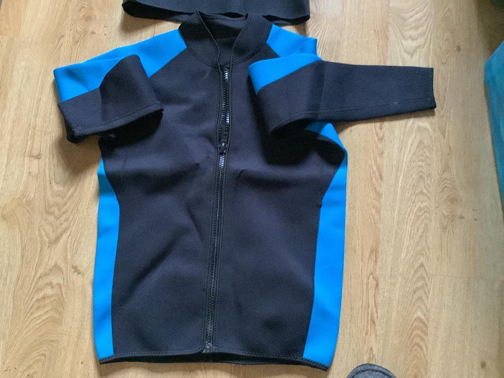 Duiken neopreen duikvest 2 mm, Watersport en Boten, Duiken, Ophalen of Verzenden, Zo goed als nieuw, Duikpak