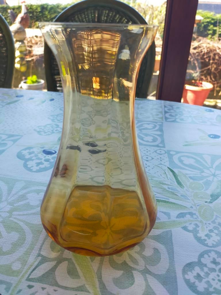 Retro Amber kleurig vaas., Enlèvement