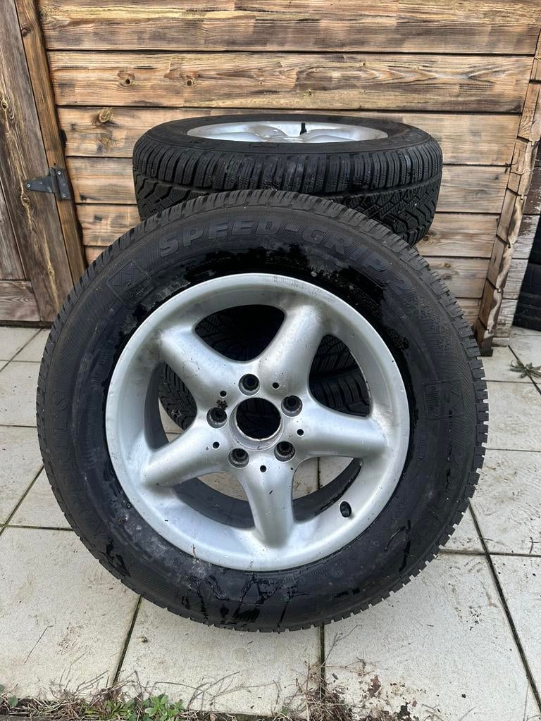 Pneus de voiture 205/65 R15, Autos : Pièces & Accessoires, Pneus & Jantes, 15 pouces, Pneus hiver, Véhicule de tourisme, 205 mm