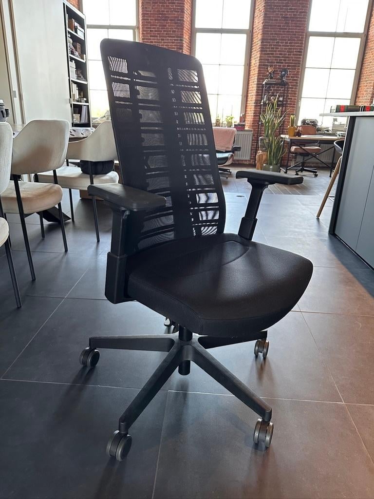 Chaise ergonomique PURE Net – design allemand, confort, Comme neuf, Enlèvement, Chaise de bureau, Ergonomique