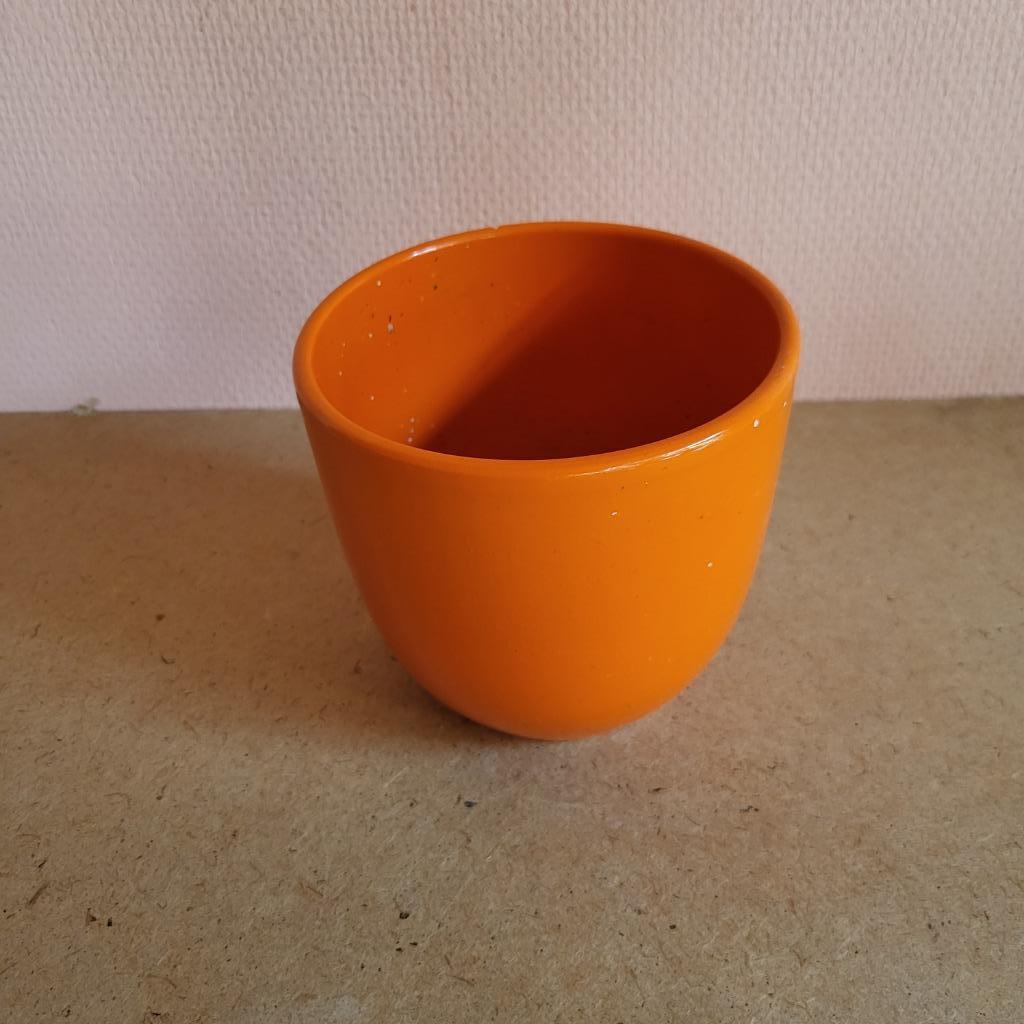 Oranje bloempot, Steen, Rond, Ophalen of Verzenden, Balkon