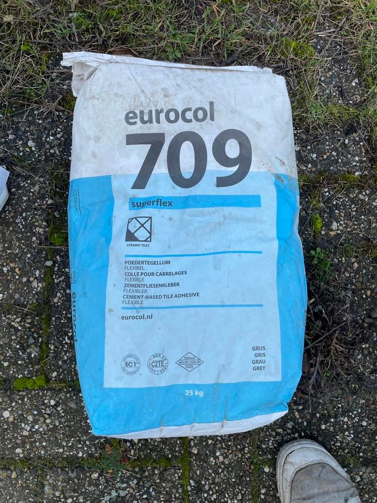 Eurocol 709 tegellijm, Ophalen, Nieuw