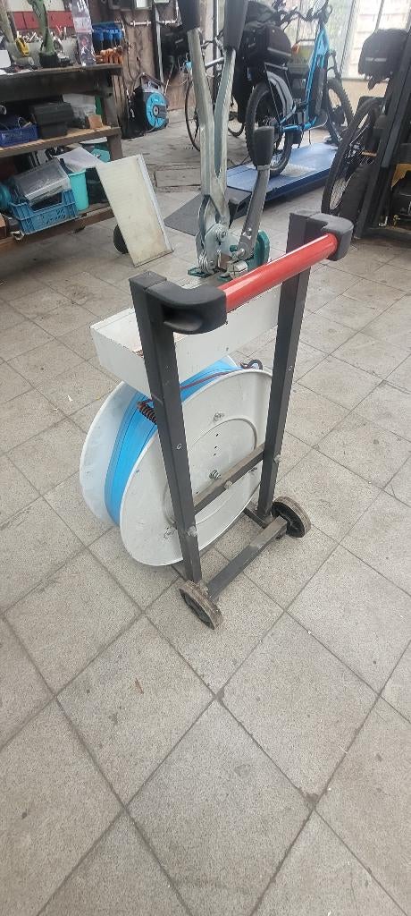 Verrijdbare haspelwagen met omsnoeringsband, Zakelijke goederen, Ophalen of Verzenden