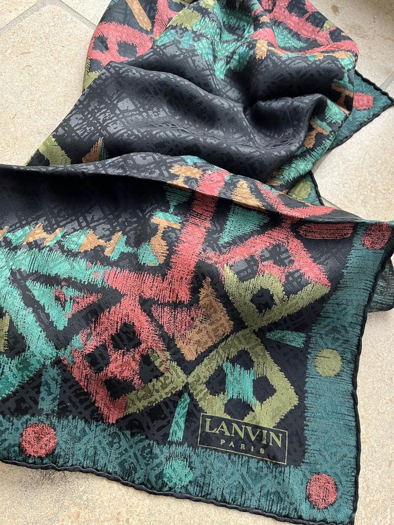 Lanvin zijde vierkant, Lanvin, Ophalen of Verzenden, Zo goed als nieuw, Sjaal