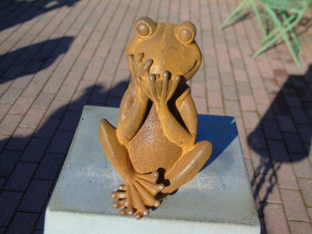 grenouille rieuse en fonte pat rouillé ., Jardin & Terrasse, Statues de jardin, Neuf, Animal, Métal, Enlèvement