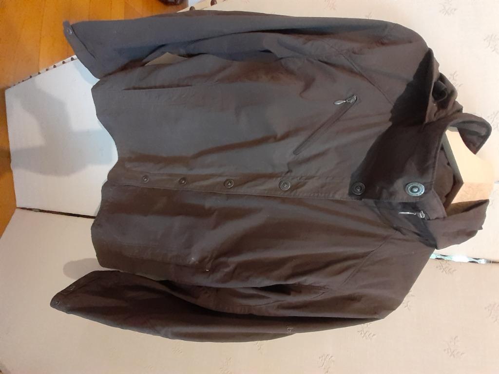 Veste à capuche Marque Columbia, Autre, Enlèvement, Porté