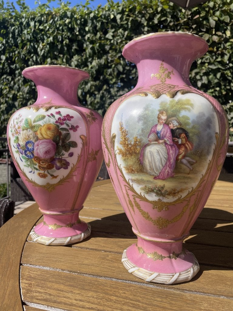 Paire de VASES DECORATIFS en porcelaine - Style Sèvres, Enlèvement
