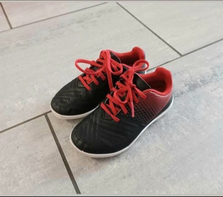 Voetbalschoenen Kipsta maat 27, Kinderen en Baby's, Ophalen, Gebruikt, Kipsta, Jongen of Meisje