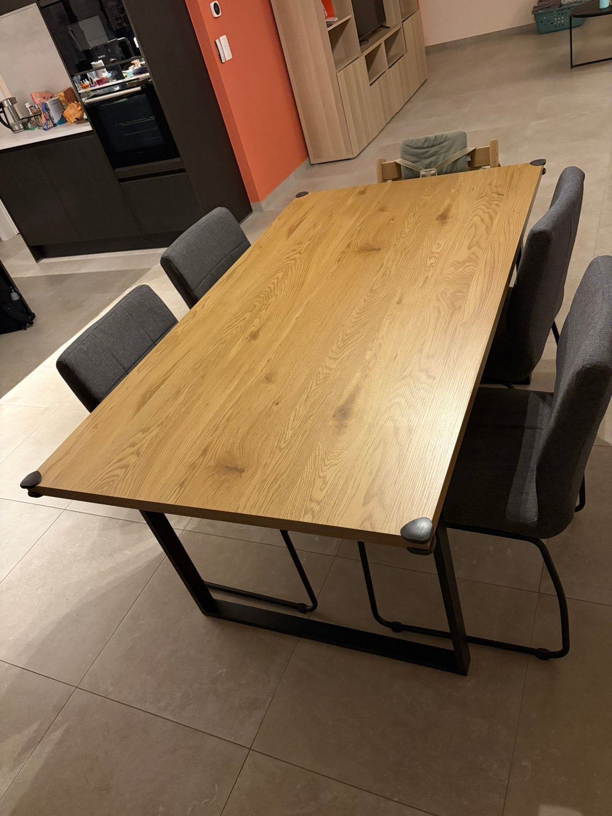 JYSK eetkamertafel Aabernaa, Huis en Inrichting, Ophalen, Zo goed als nieuw