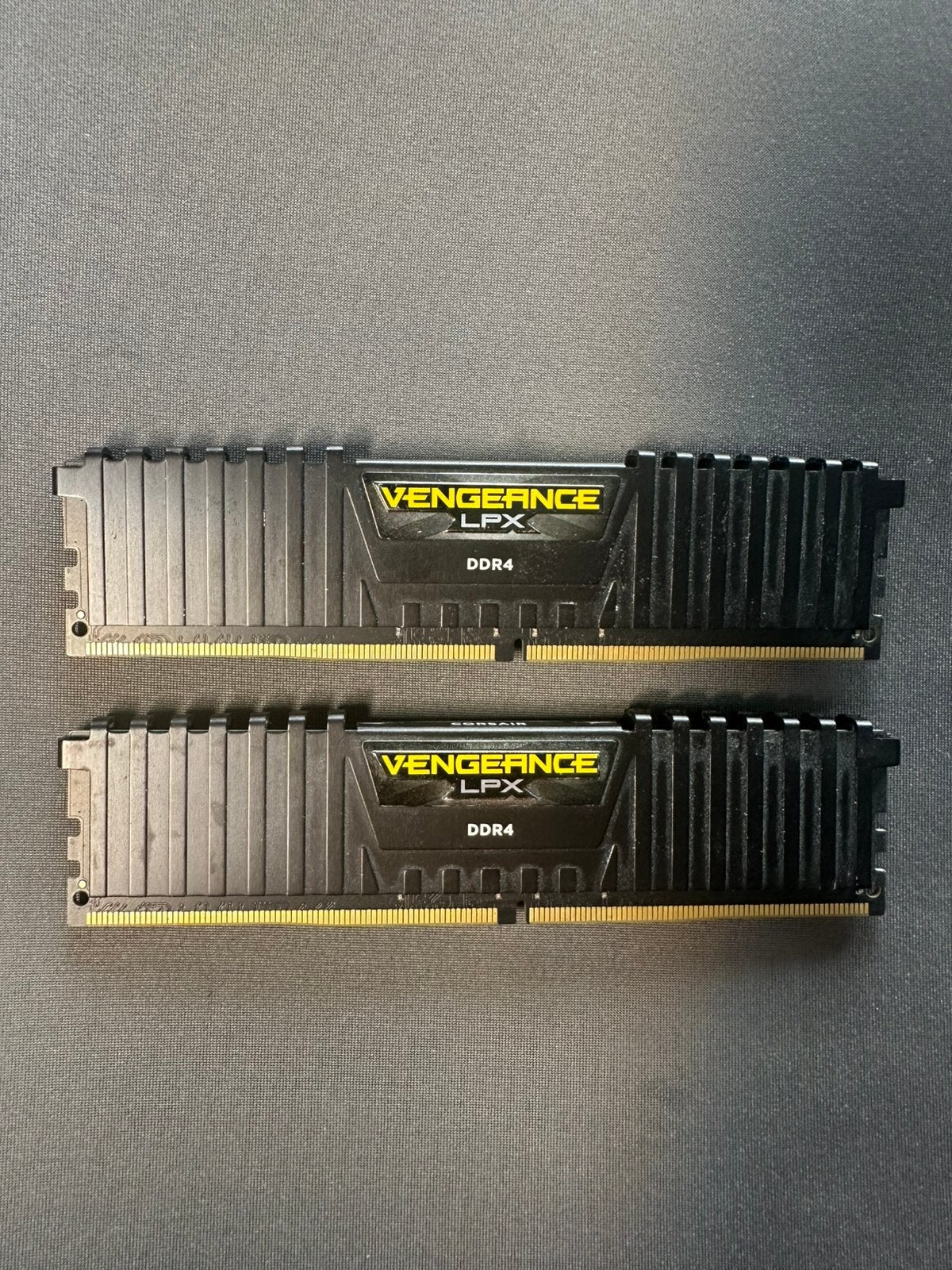 Corsair Vengeance LPX 16GB(2*8) 2400MHz, Computers en Software, RAM geheugen, Gebruikt, DDR4, Ophalen of Verzenden, Desktop