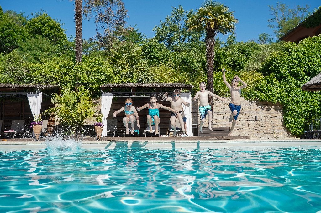 Dernière minute Ardèche 15 - 22 Aout -GITE+PISCINE - 749 €, Lit enfant, Lac ou rivière, Campagne