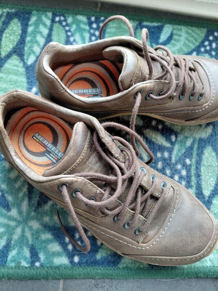 Merrell wandelstadsschoen 42, Ophalen, Zo goed als nieuw, Schoenen
