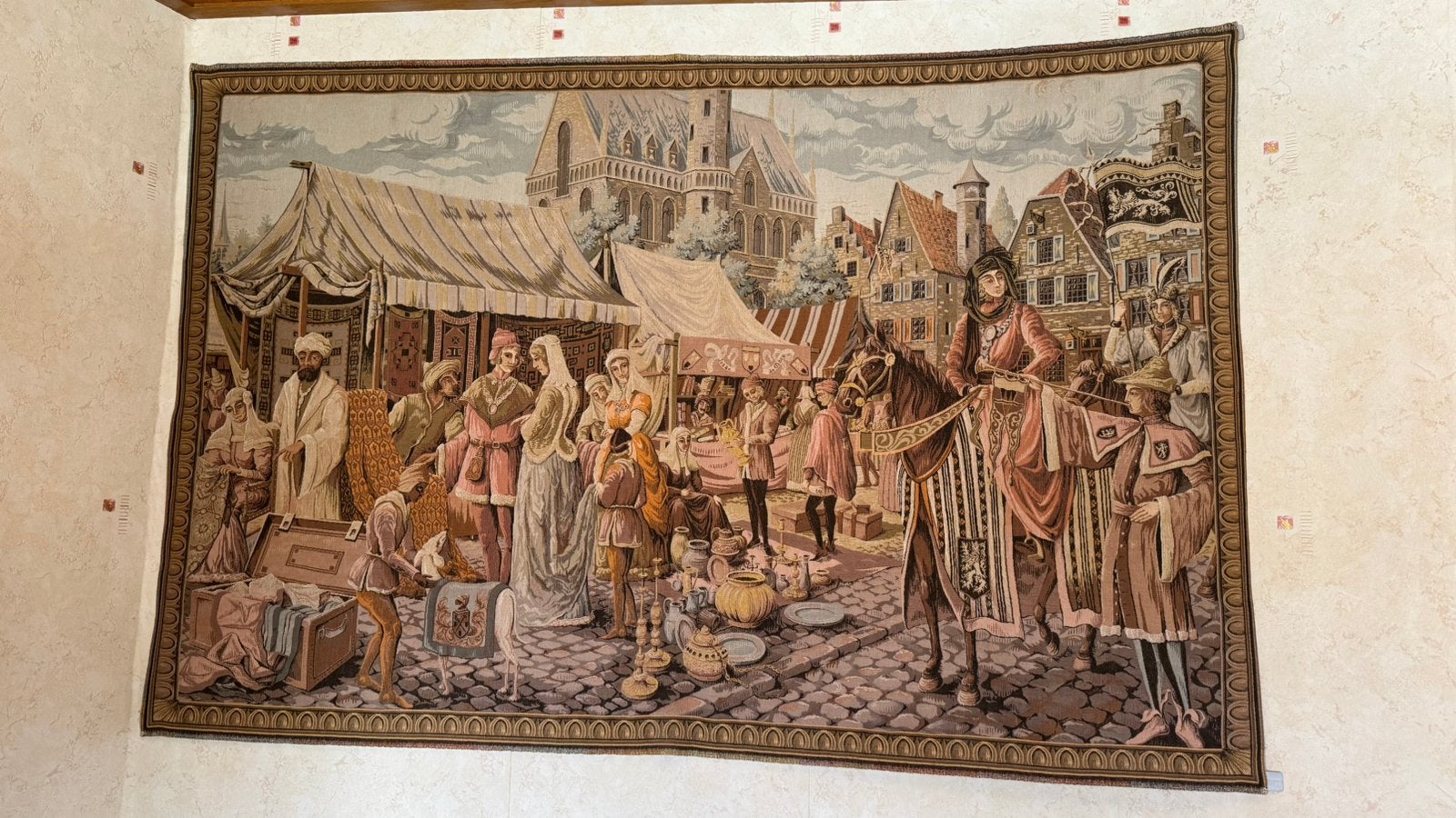 Wandtapijt Vrijdagsmarkt Gent, Ophalen