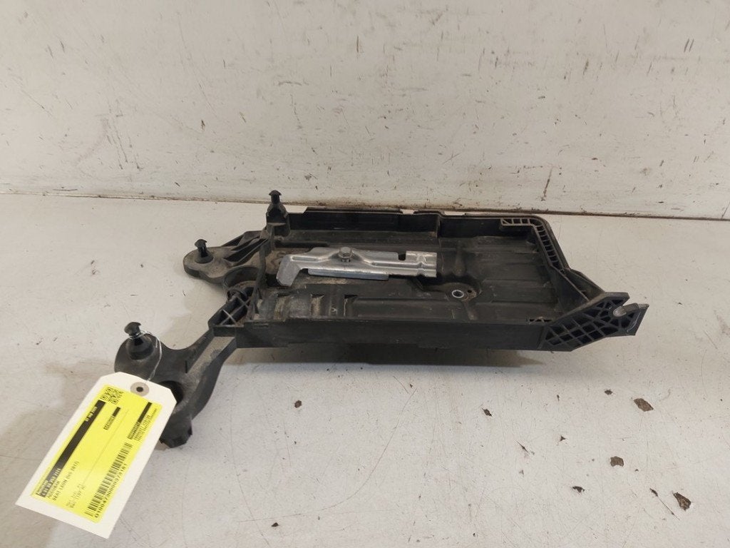 BAC A BATTERIE Seat Leon (5FB) (01-2012/08-2020), Seat Deutschland GmbH, Service@seat.de, Utilisé, Seat