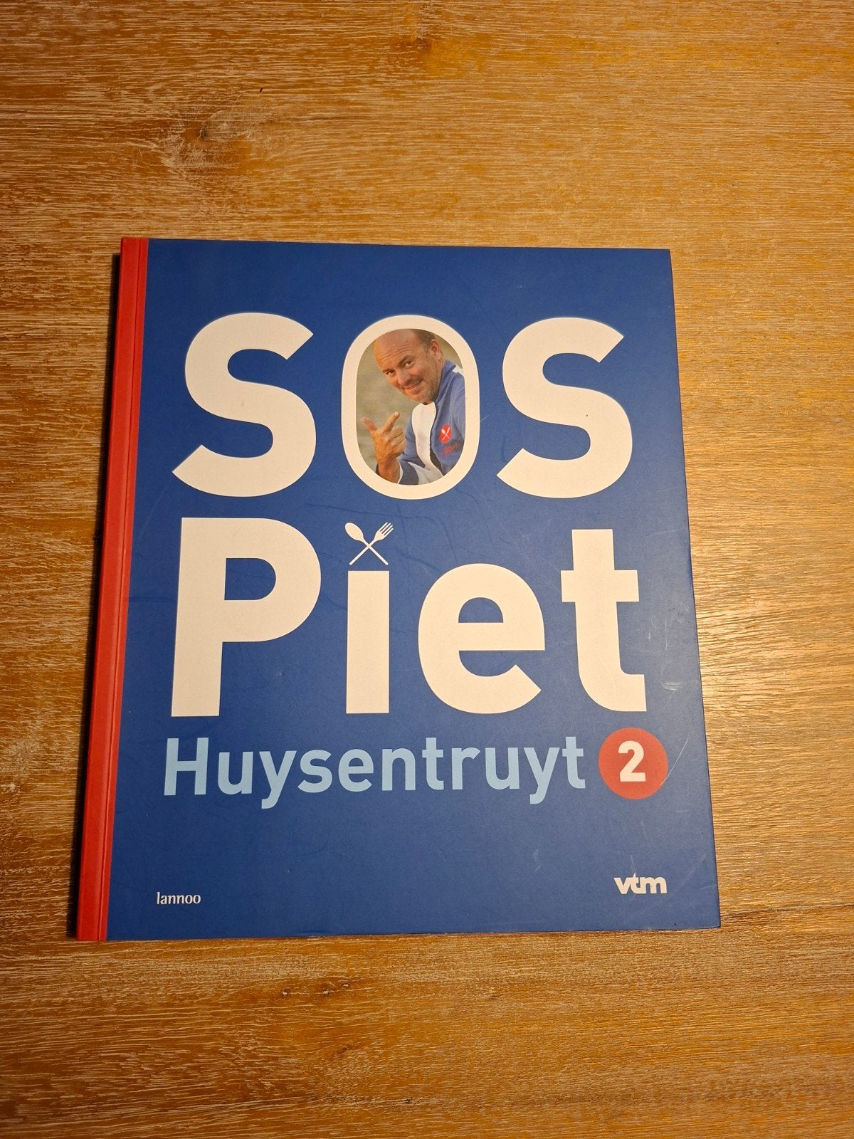 Boek SOS Piet 2 - Piet Huysentruyt, Ophalen of Verzenden, Zo goed als nieuw