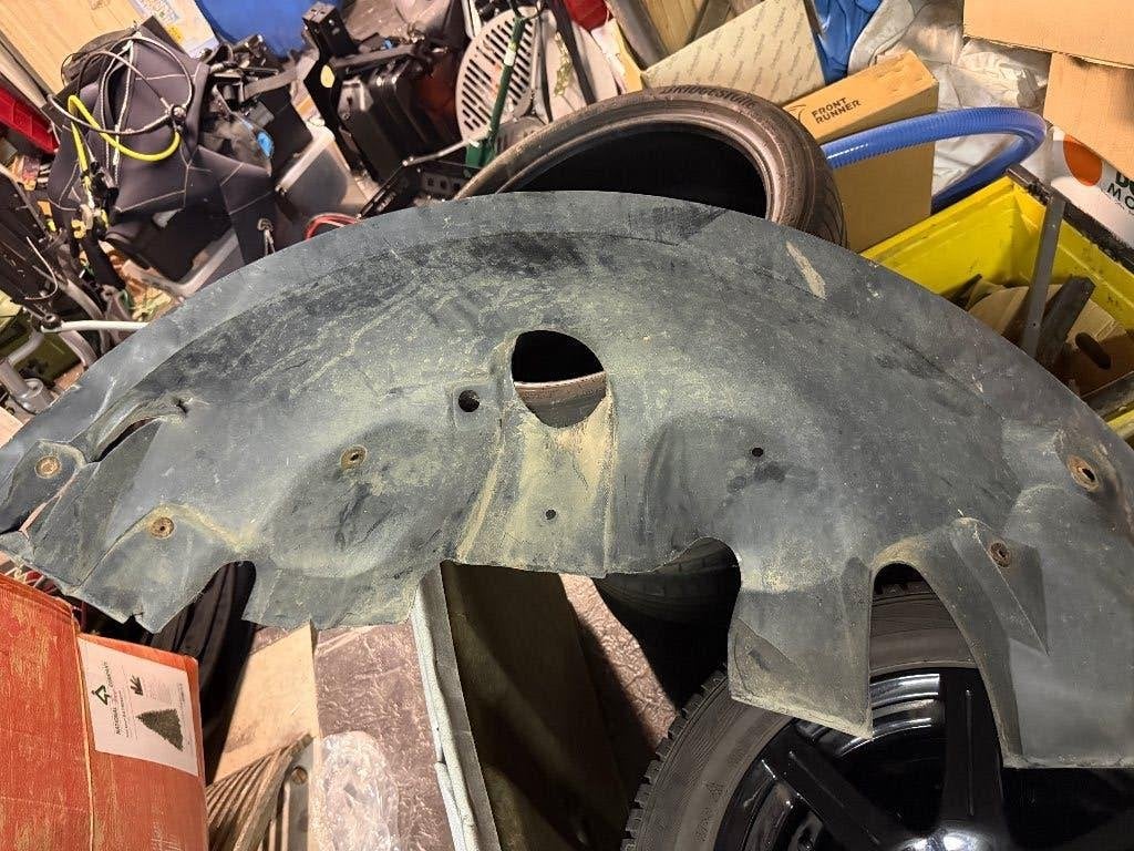 Land Rover Defender binnenscherm (inner fender liner), Auto-onderdelen, Ophalen, Links, Spatbord, Gebruikt