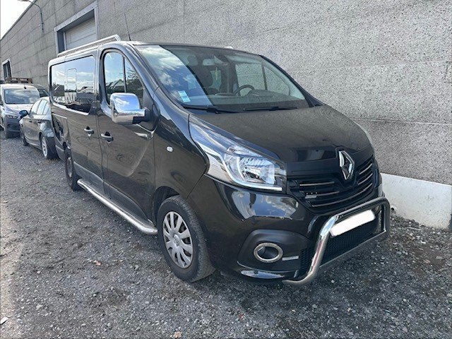 Renault Trafic Dubbel cabine - schadewagen, Voorwielaandrijving, 1596 cc, Stof, Euro 6