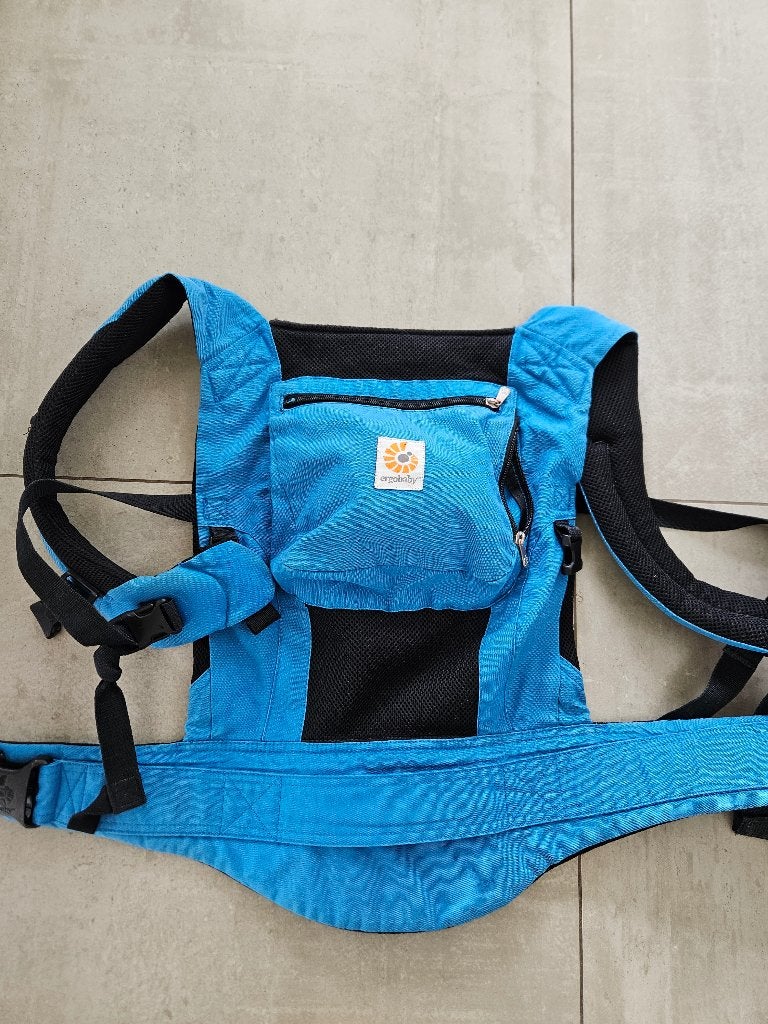 Ergobaby performance baby carrier, Kinderen en Baby's, Babydragers en Draagdoeken, Gebruikt, Buik of Rug, Draagzak, Ophalen