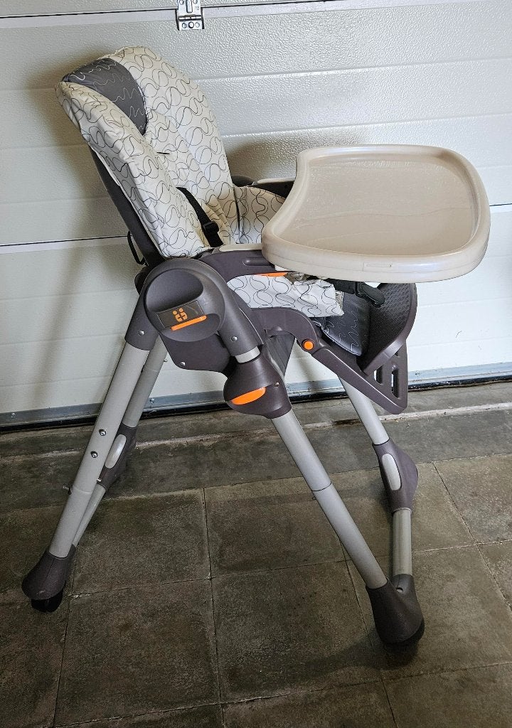 Chicco Kinderstoel, Enfants & Bébés, Chaises pour enfants, Enlèvement, Utilisé, Chaise pliante, Ceinture(s)