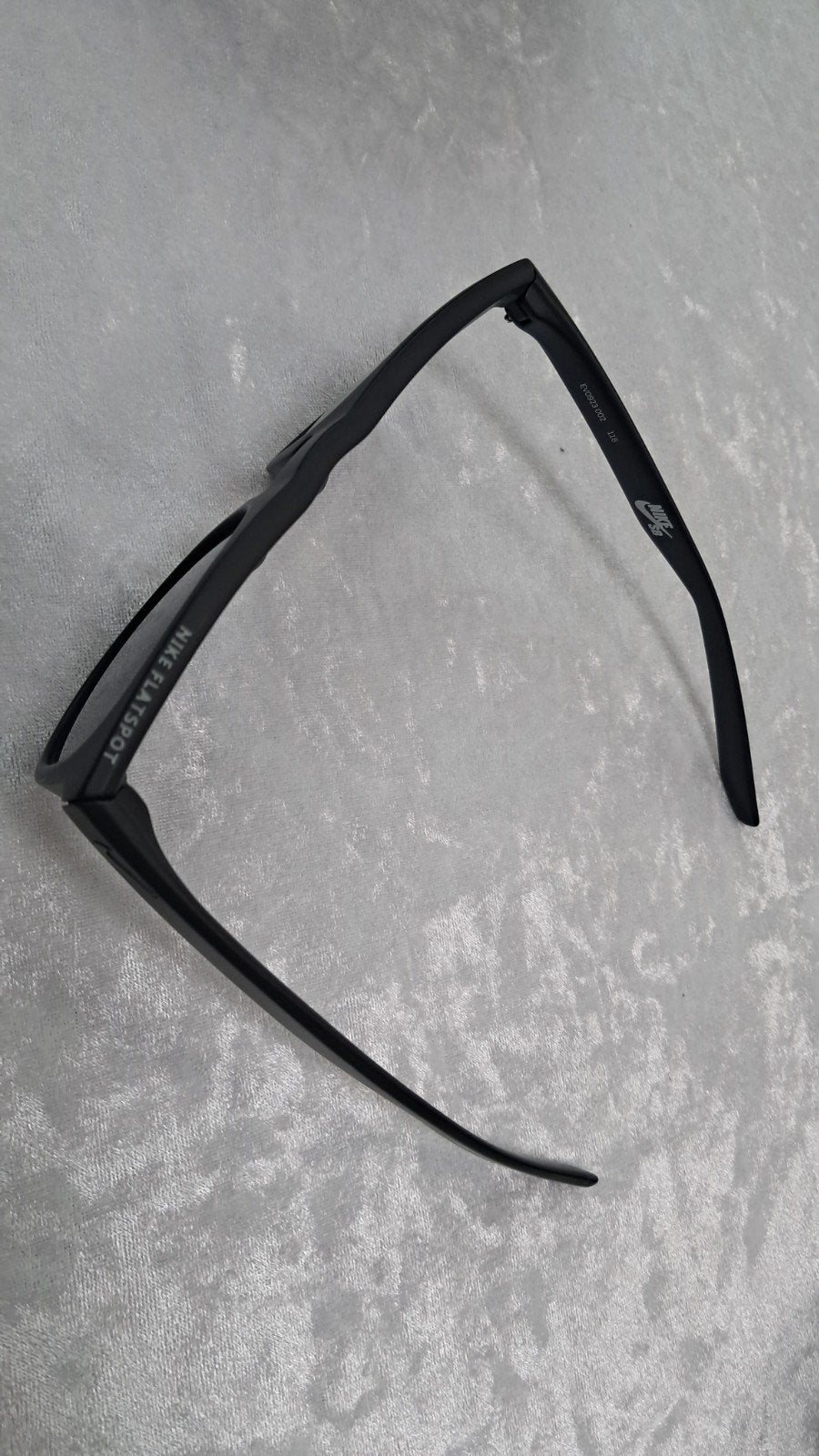 NIKE zonnebril, Ophalen