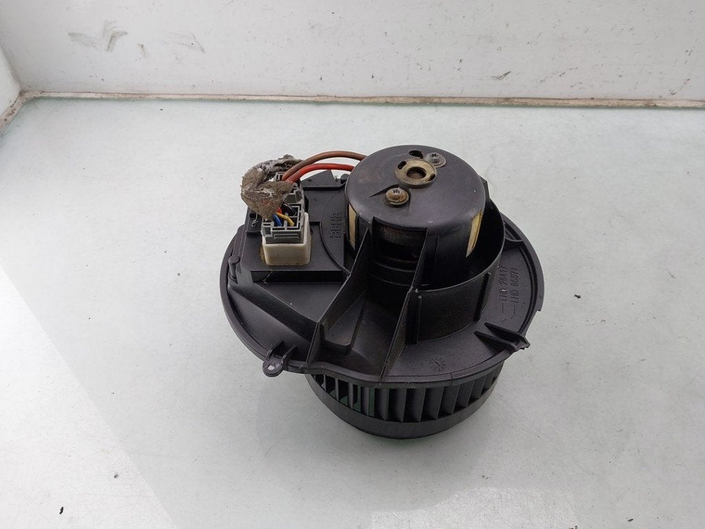 VENTILATEUR RADIATEUR MOTEUR Volvo XC90 I (01-2002/12-2014), Info@volvocars.com, Volvo Car Germany GmbH, Siegburger Straße 229
50679  Köln, DE
