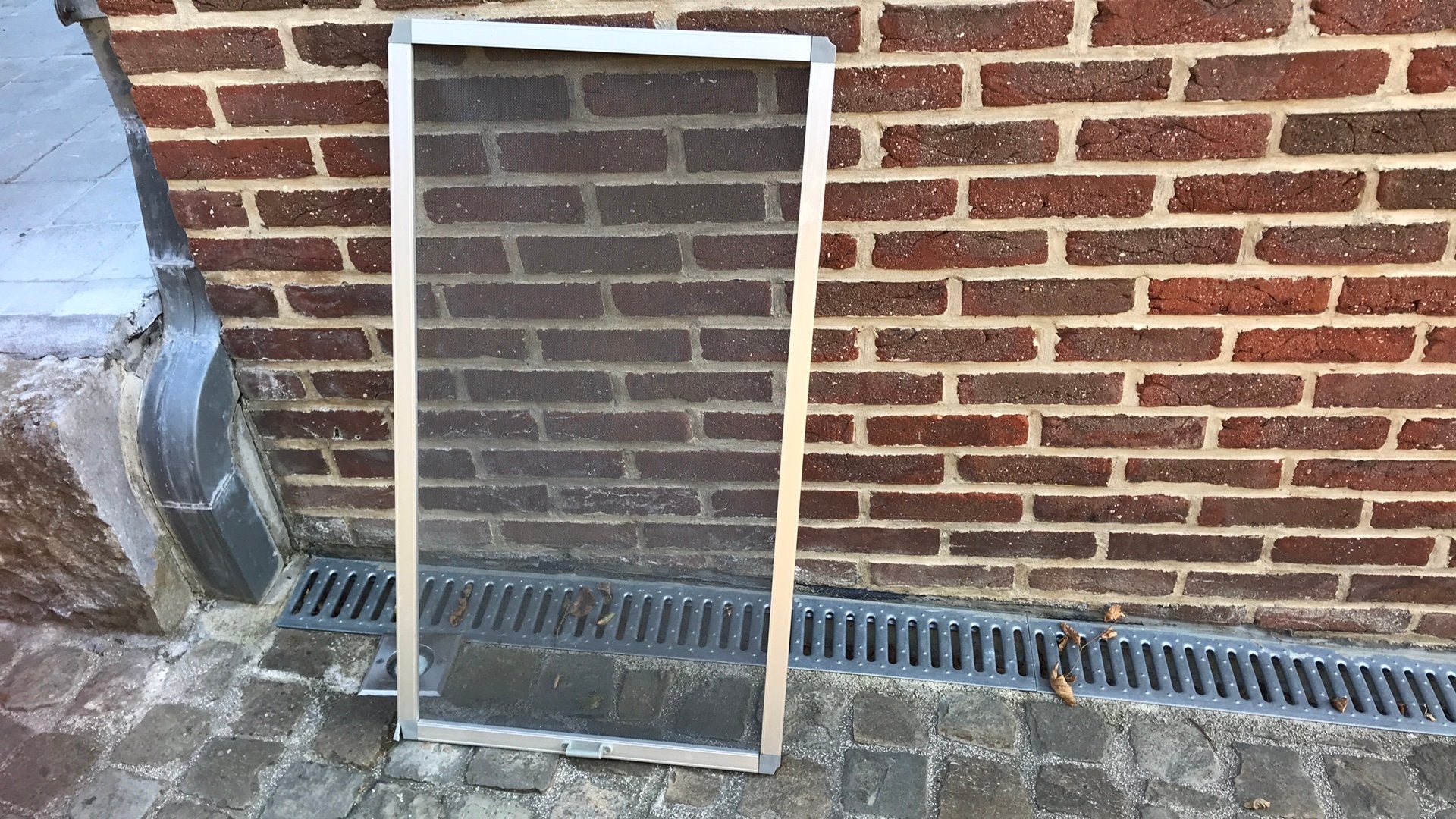 Vliegenraam 82 x 45 cm, Ophalen, Zo goed als nieuw