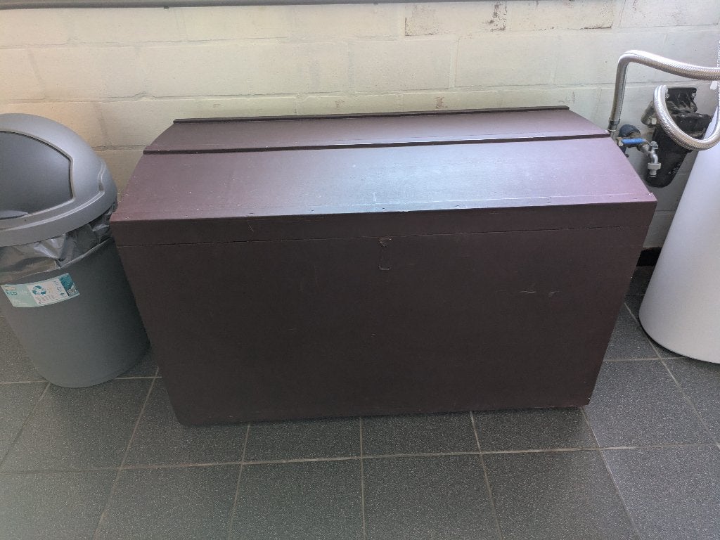 Houten kist 110x56x70 cm, Ophalen, 50 – 75, Gebruikt, 100 tot 150 cm