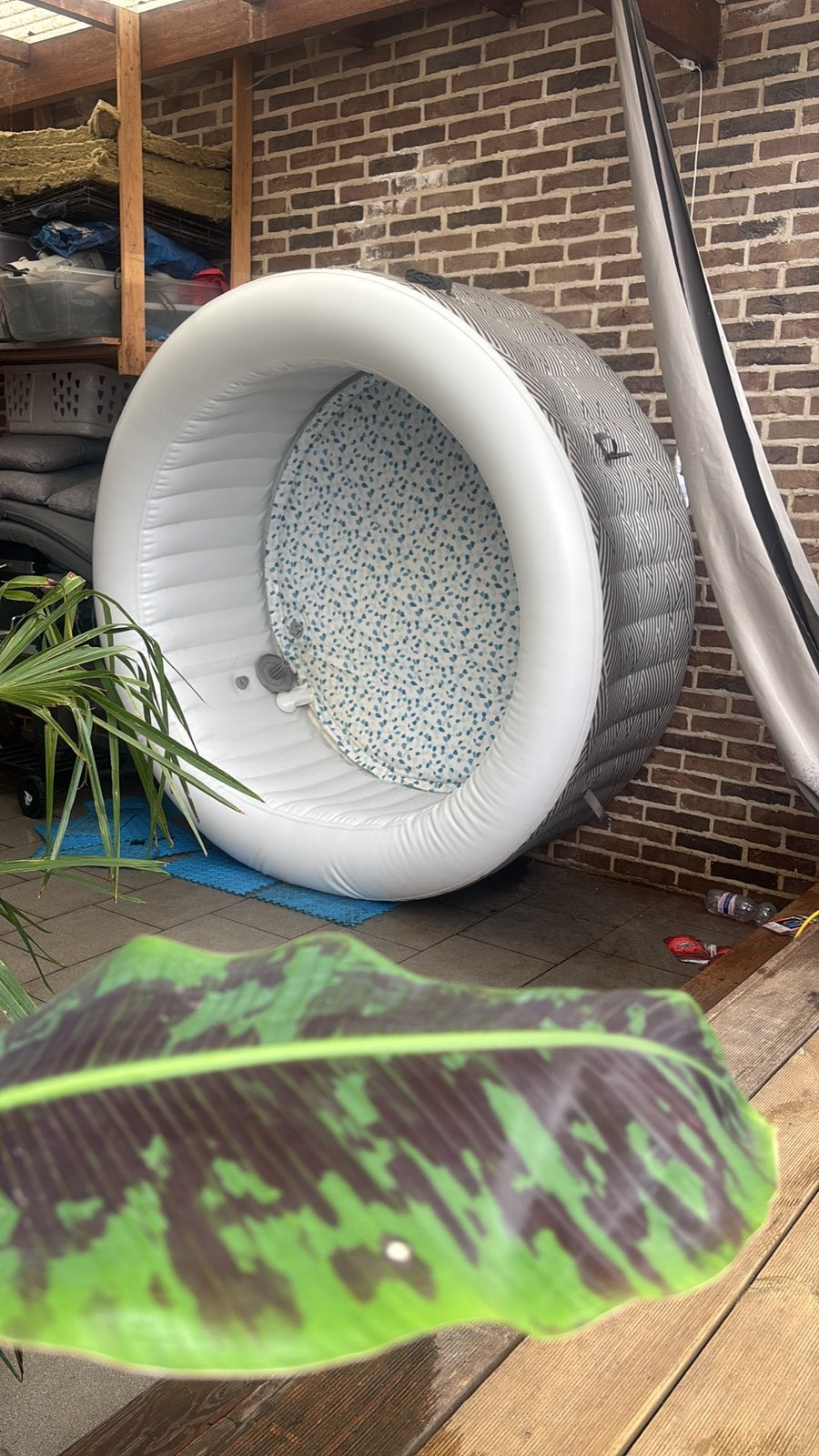 Te koop jacuzzi, Tuin en Terras, Ophalen, Zo goed als nieuw