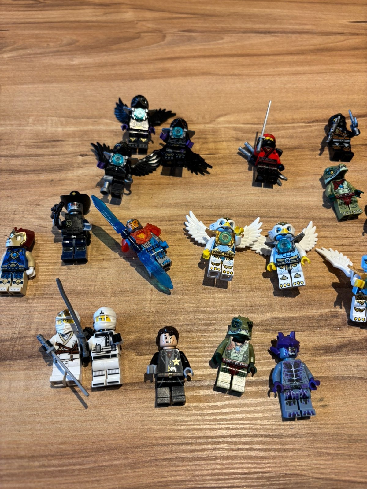 Lot de 32 figurines LEGO – Ninjago, Star Wars, Chima et ..., Enlèvement, Comme neuf, Lego, Ninjago
