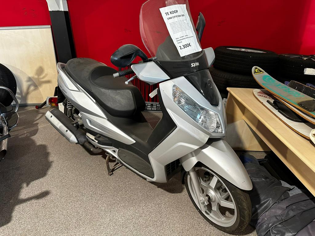 Sym scooter citycom 300 bouwjaar 2011, Fietsen en Brommers, Ophalen, Zo goed als nieuw