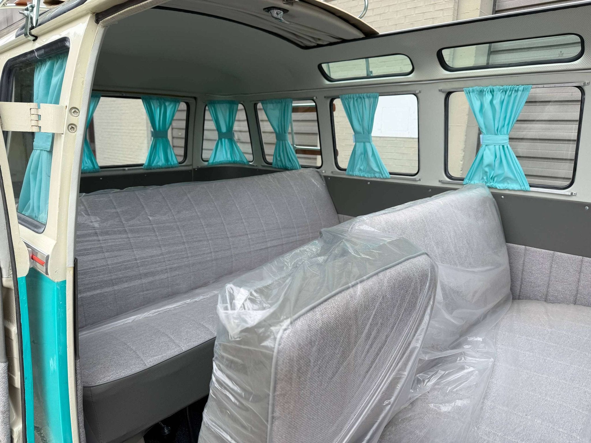 Volkswagen T1 Kombi Samba Style 23 Window Safari Windows, foto 10