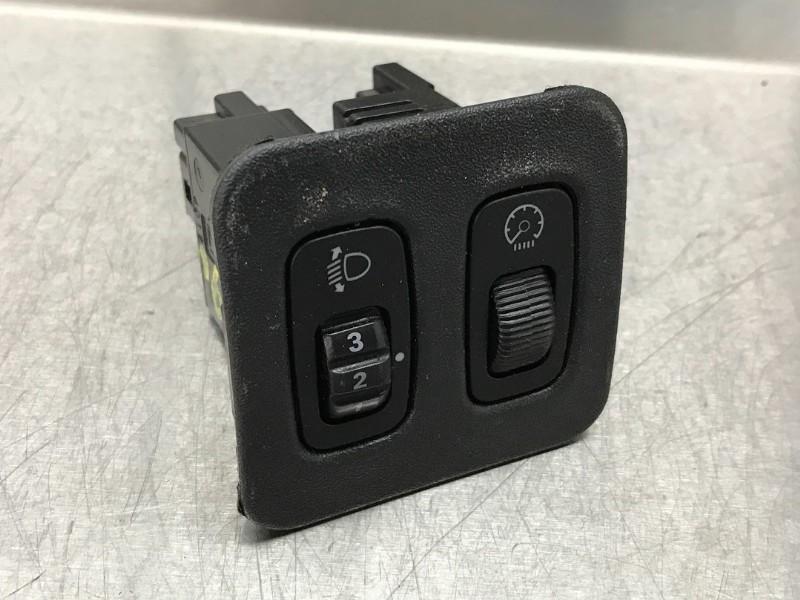LICHTSCHAKELAAR Mitsubishi Pajero Canvas Top (V6 / 7), Gebruikt, Mitsubishi