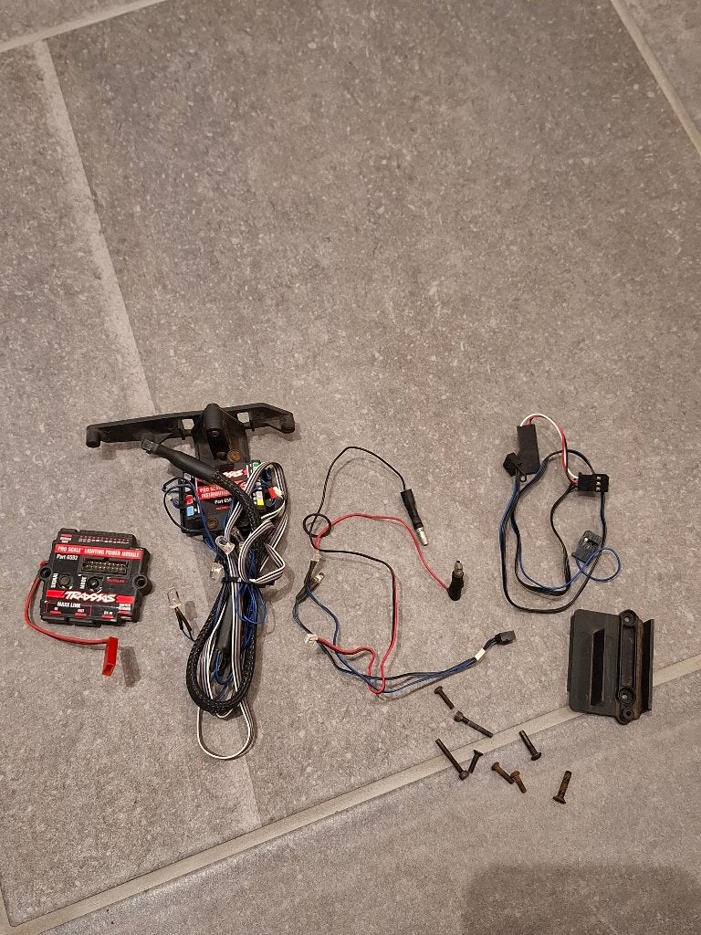 Traxxas licht set, Hobby & Loisirs créatifs, Enlèvement ou Envoi, Comme neuf, Autres types, Pièce