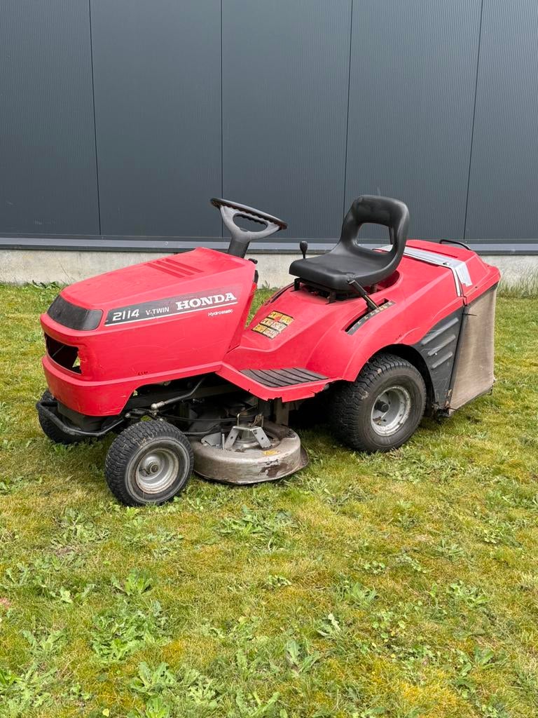 Zitmaaier Honda v-twin 2114 hydrostatic, Enlèvement, Comme neuf, Démarrage électrique, Moins de 90 cm