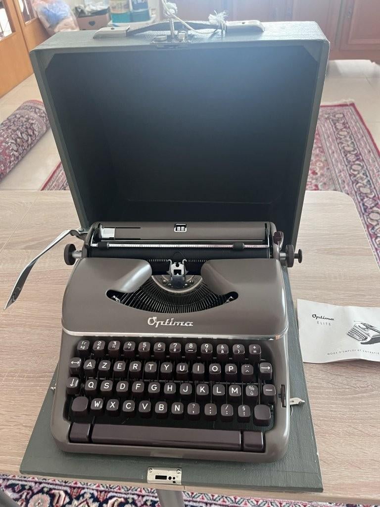 Schrijf Geschiedenis: Prachtige Optima Elite (AZERTY), Ophalen