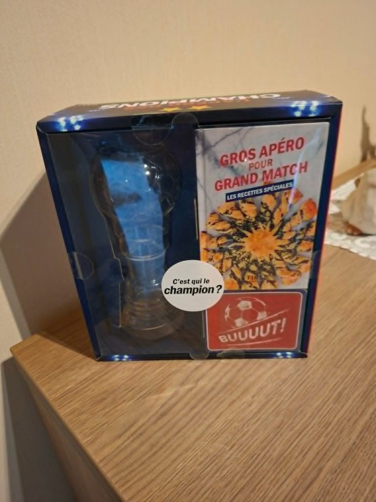 Franse geschenkset 'Coffret L' apéro des champions', Ophalen of Verzenden, Zo goed als nieuw, Bierglas