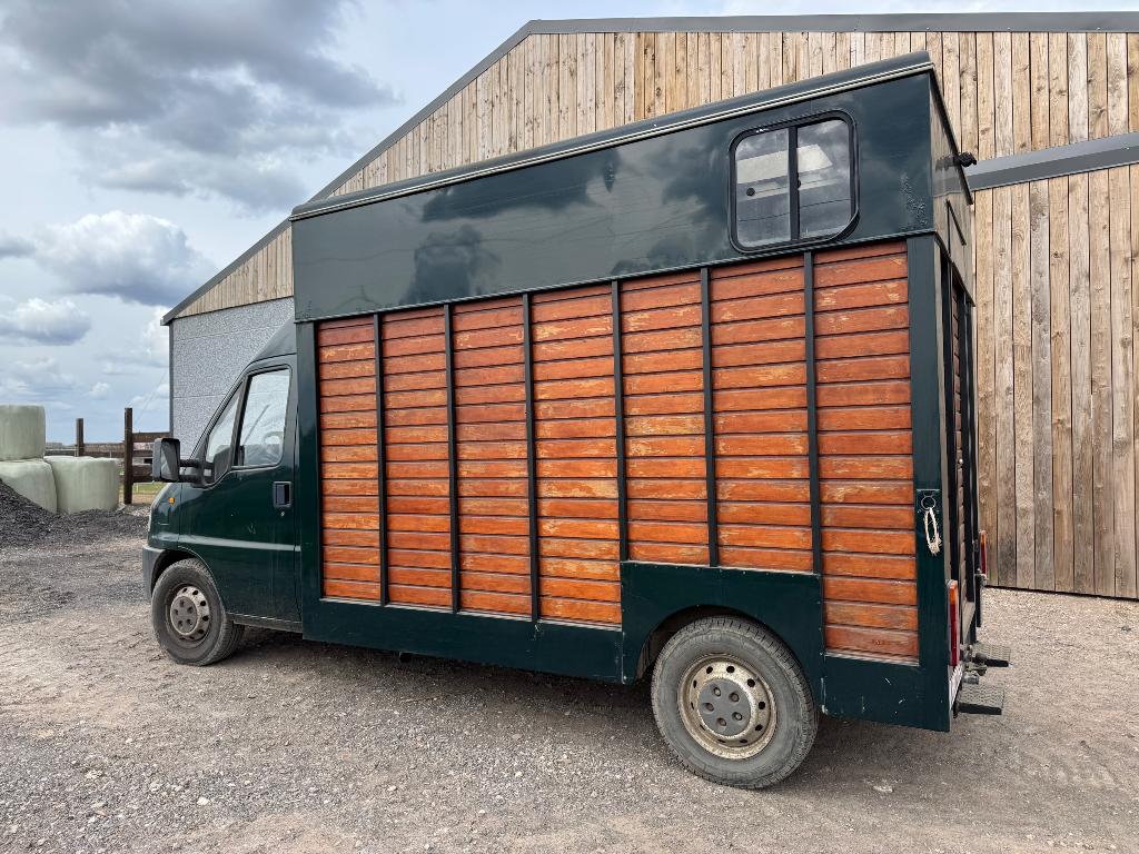 Camionnette chevaux, Enlèvement, Utilisé, Bois, Remorque 2 chevaux